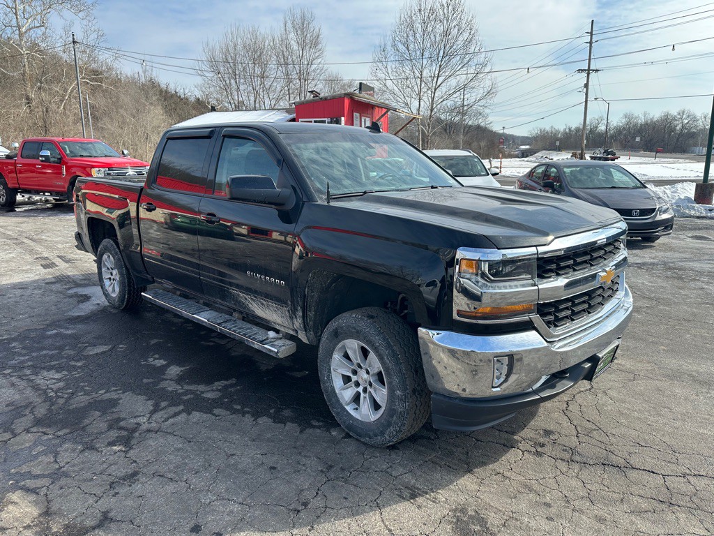 2017 Chevrolet Silverado 1500 Image 1