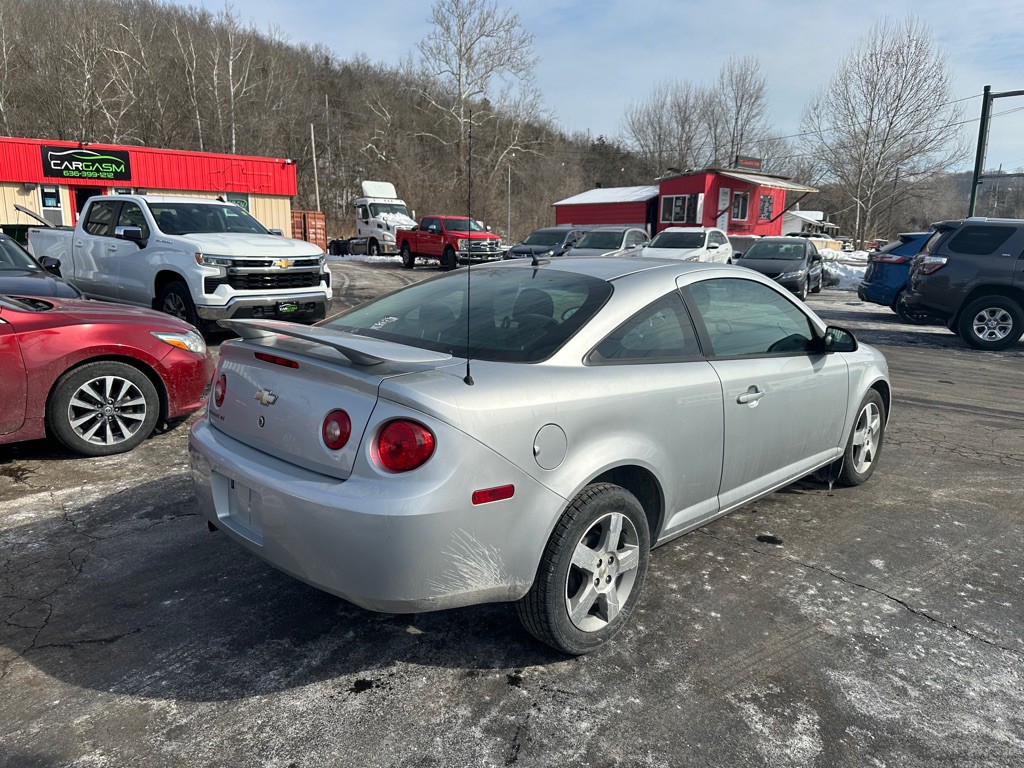 2010 Chevrolet Cobalt Image 5