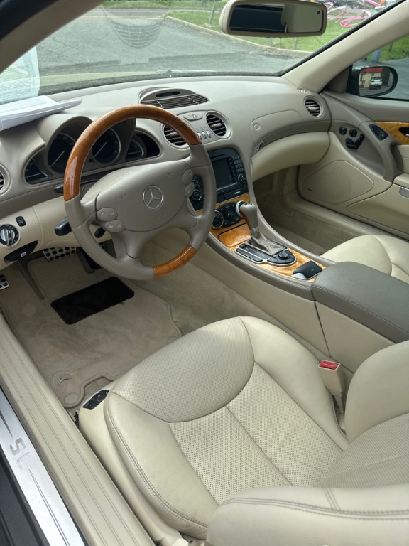 2006 Mercedes-Benz SL-Class Image 5