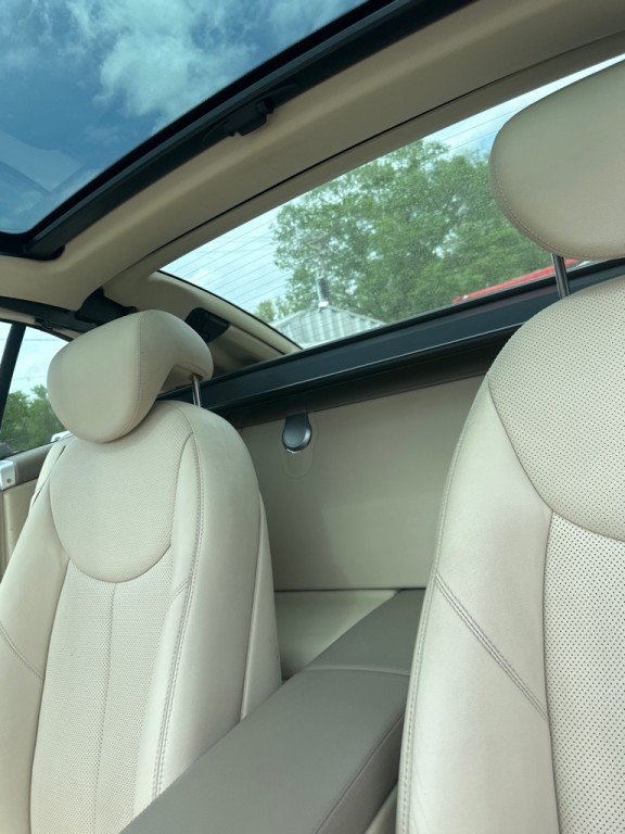 2006 Mercedes-Benz SL-Class Image 7