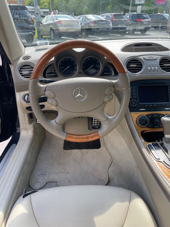 2006 Mercedes-Benz SL-Class Image 6