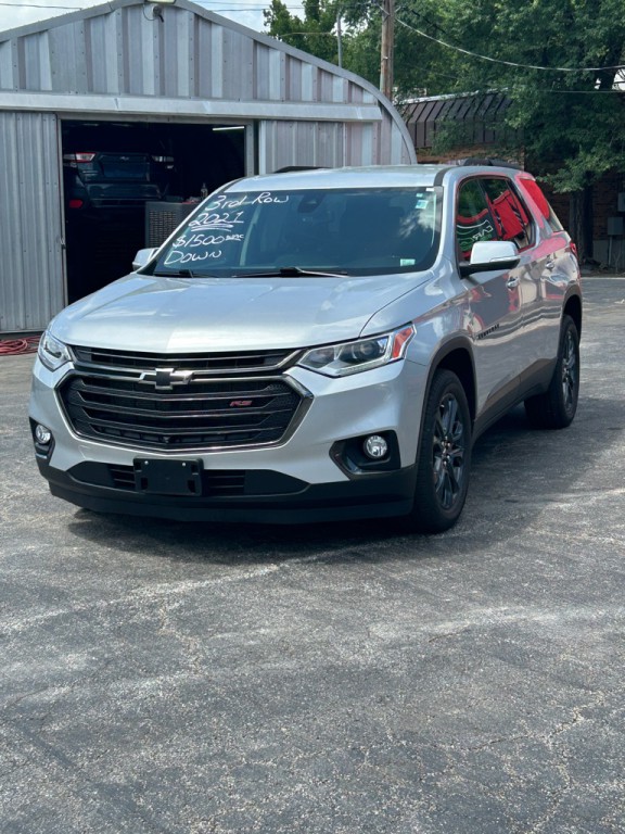 2021 Chevrolet Traverse Image 2