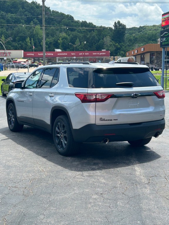 2021 Chevrolet Traverse Image 3