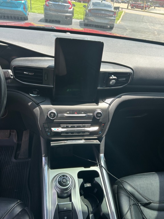 2020 Ford Explorer Image 6