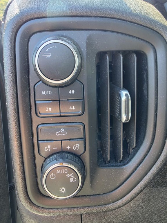 2021 Chevrolet Silverado 1500 Image 14