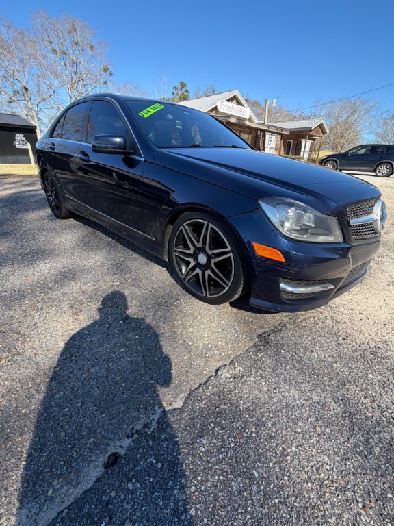 2013 Mercedes-Benz C-Class Image 3