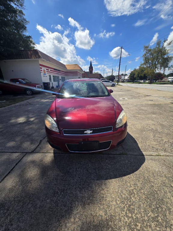 2011 Chevrolet Impala Image 2
