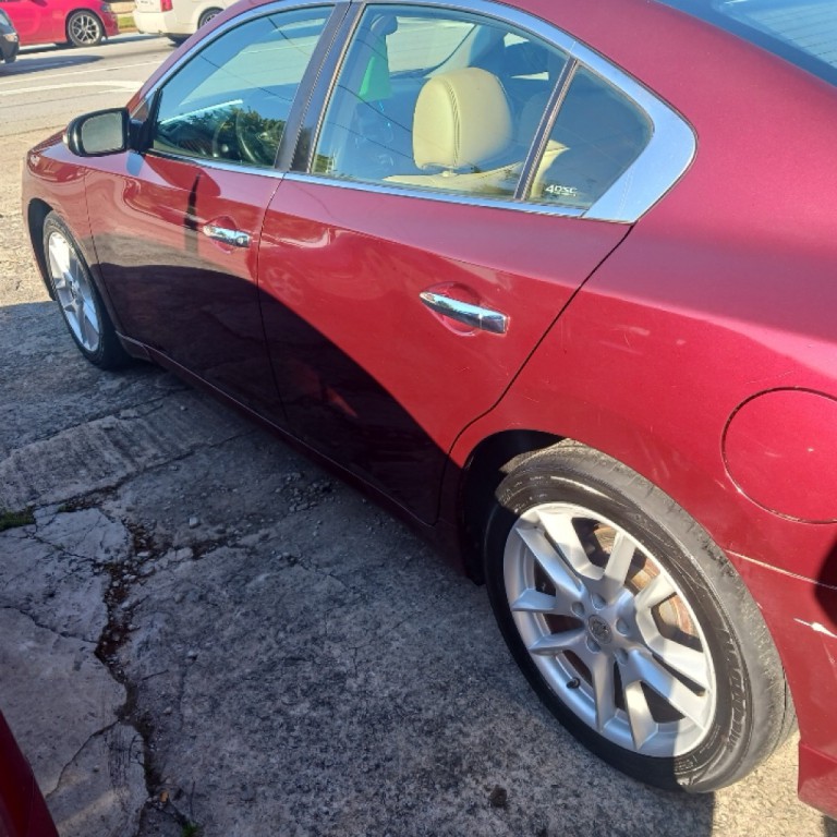 2010 Nissan Maxima Image 3