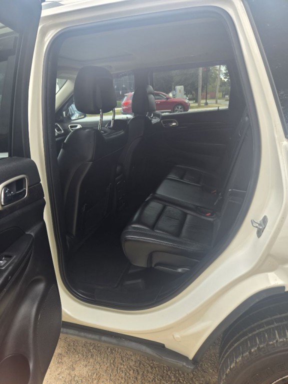 2011 Jeep Grand Cherokee Image 7