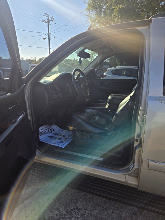 2007 Chevrolet Tahoe Image 10
