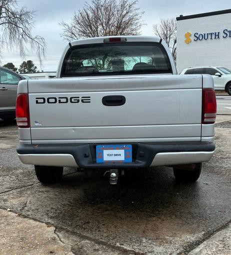2002 Dodge Dakota Image 2