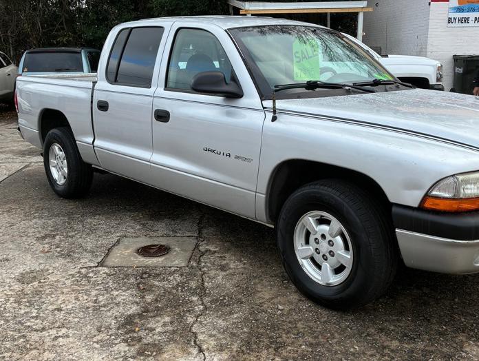 2002 Dodge Dakota Image 4