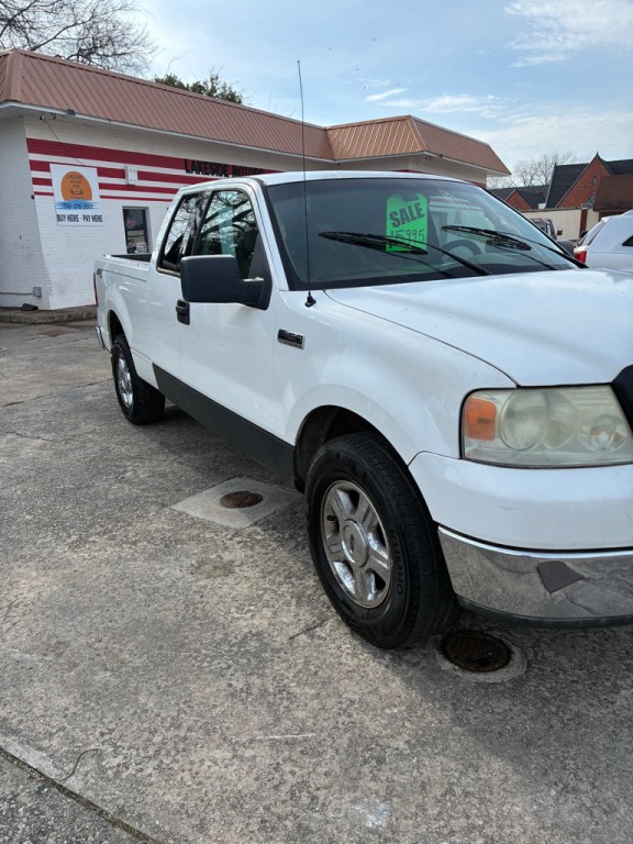 2004 Ford F-150 Image 2