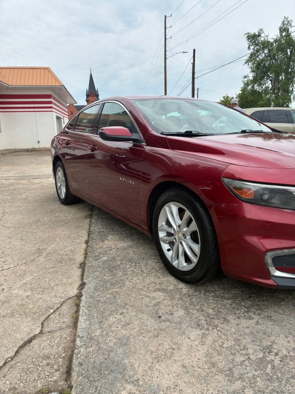 2017 Chevrolet Malibu Image 3