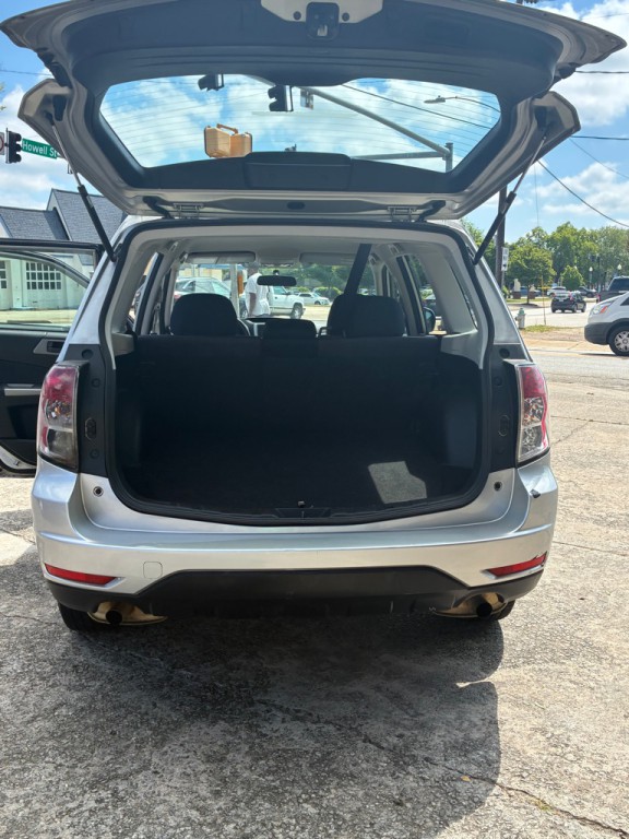 2009 Subaru Forester Image 10