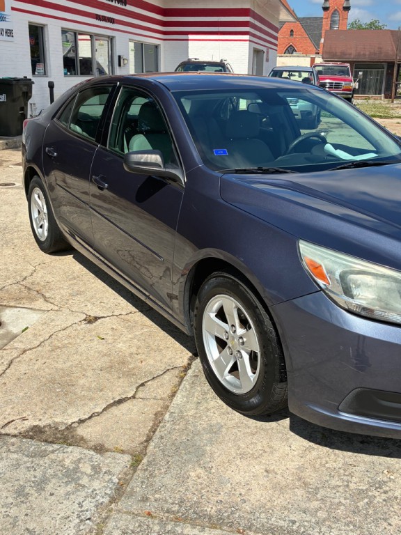 2015 Chevrolet Malibu Image 3