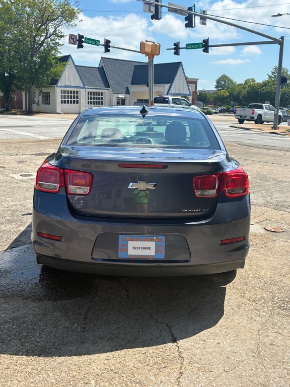 2015 Chevrolet Malibu Image 4