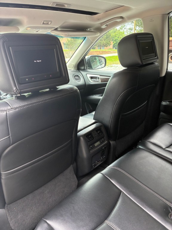 2014 Nissan Pathfinder Image 12