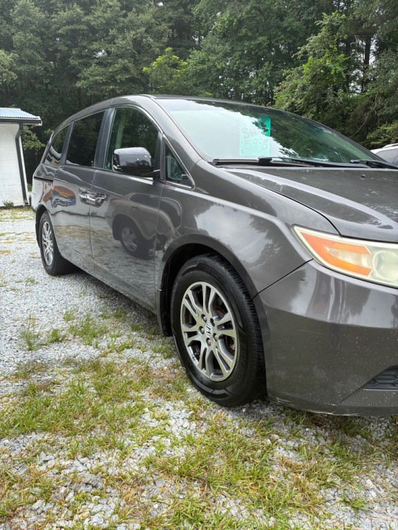 2012 Honda Odyssey Image 2