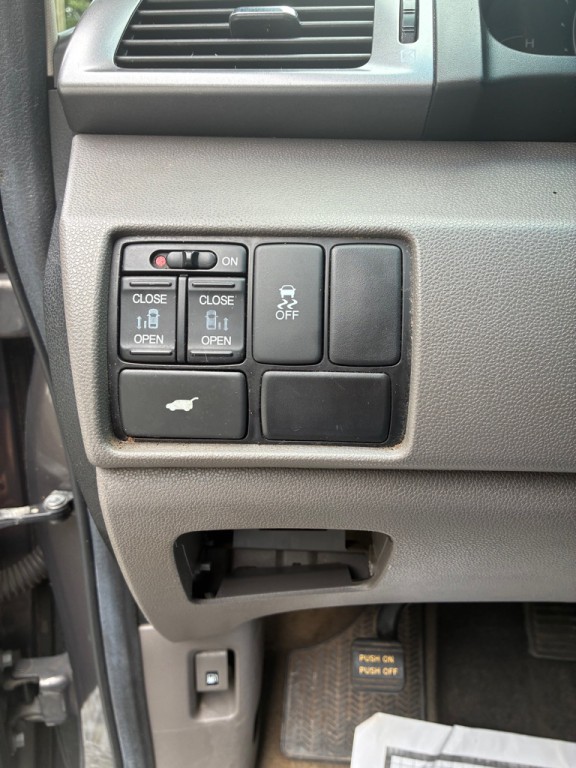 2012 Honda Odyssey Image 10