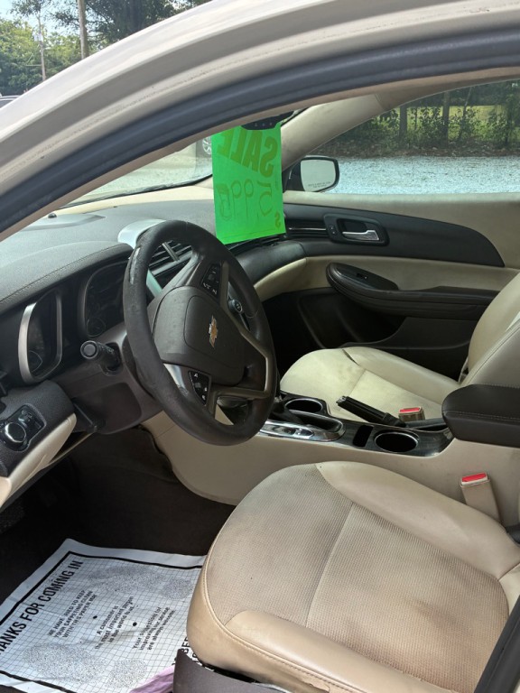 2015 Chevrolet Malibu Image 4