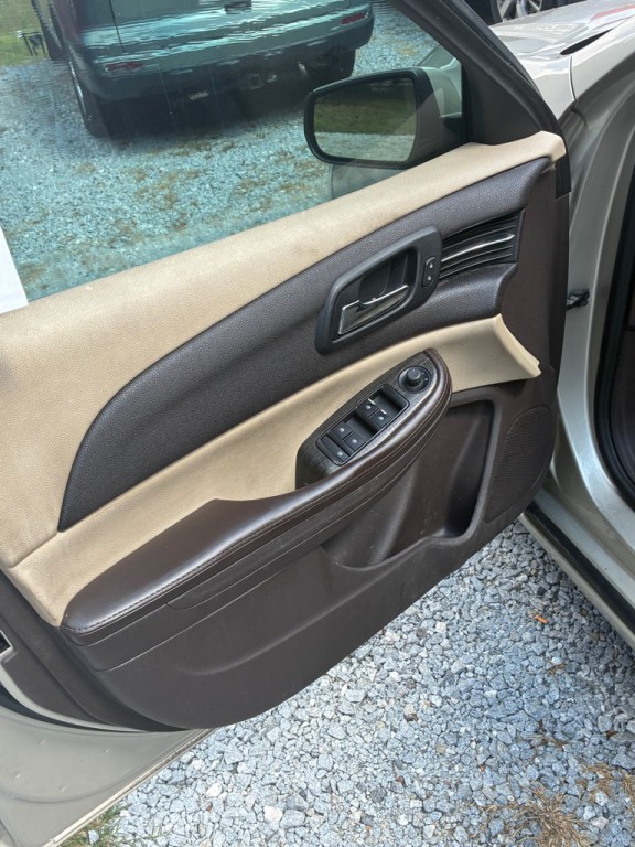 2015 Chevrolet Malibu Image 6