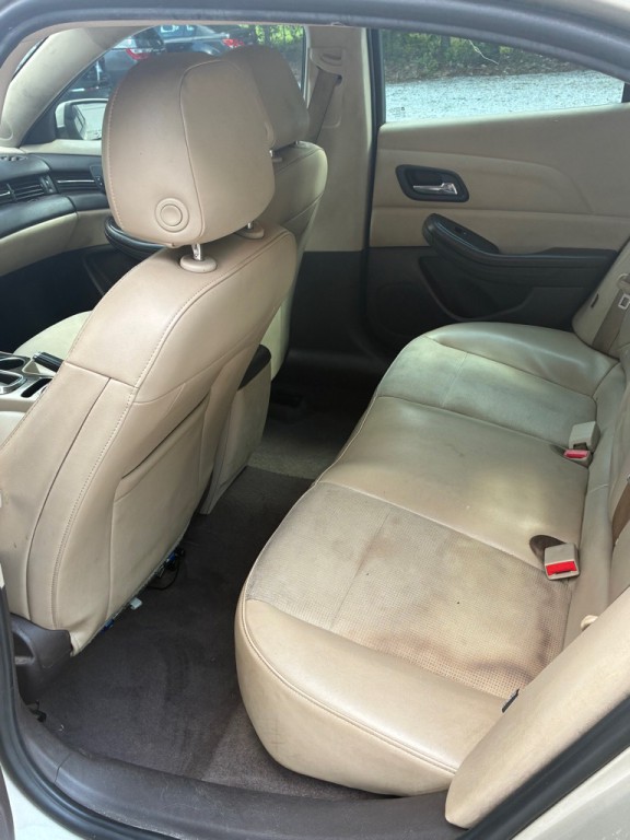 2015 Chevrolet Malibu Image 7