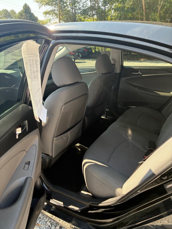 2011 Hyundai Sonata Image 10