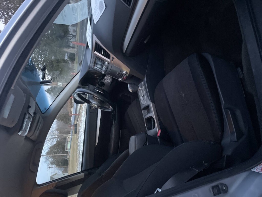 2013 Subaru Legacy Image 6