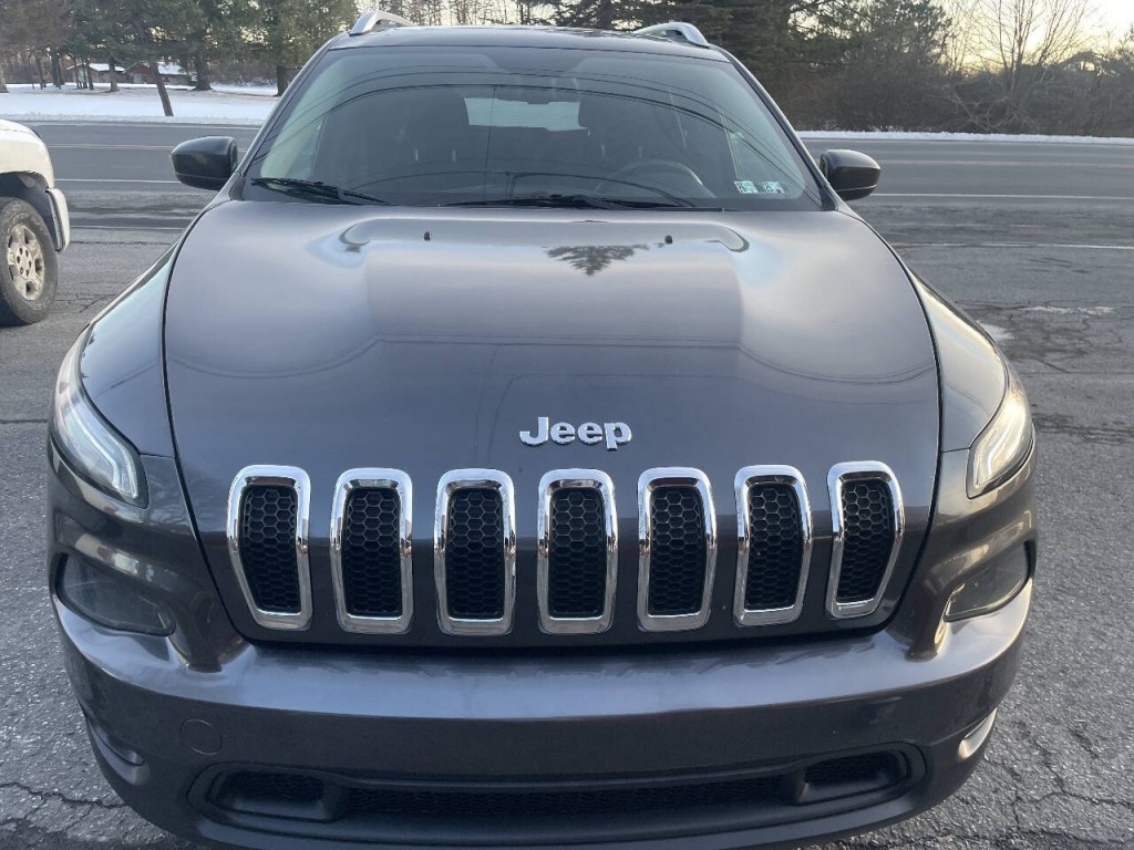 2015 Jeep Cherokee Image 1