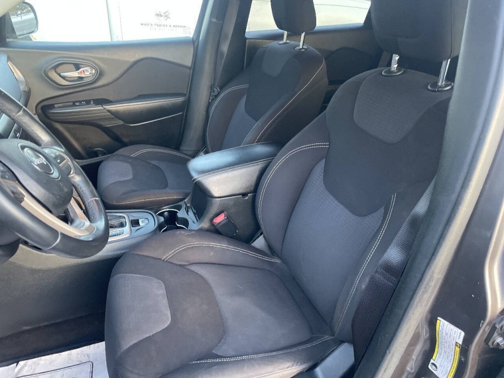 2015 Jeep Cherokee Image 4