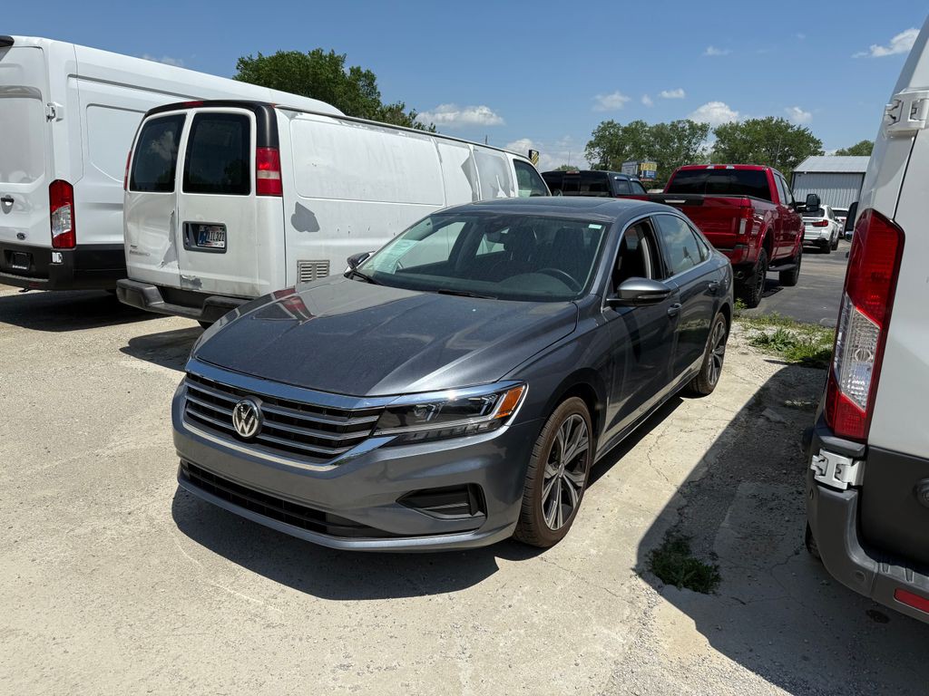 2021 Volkswagen Passat Image 3