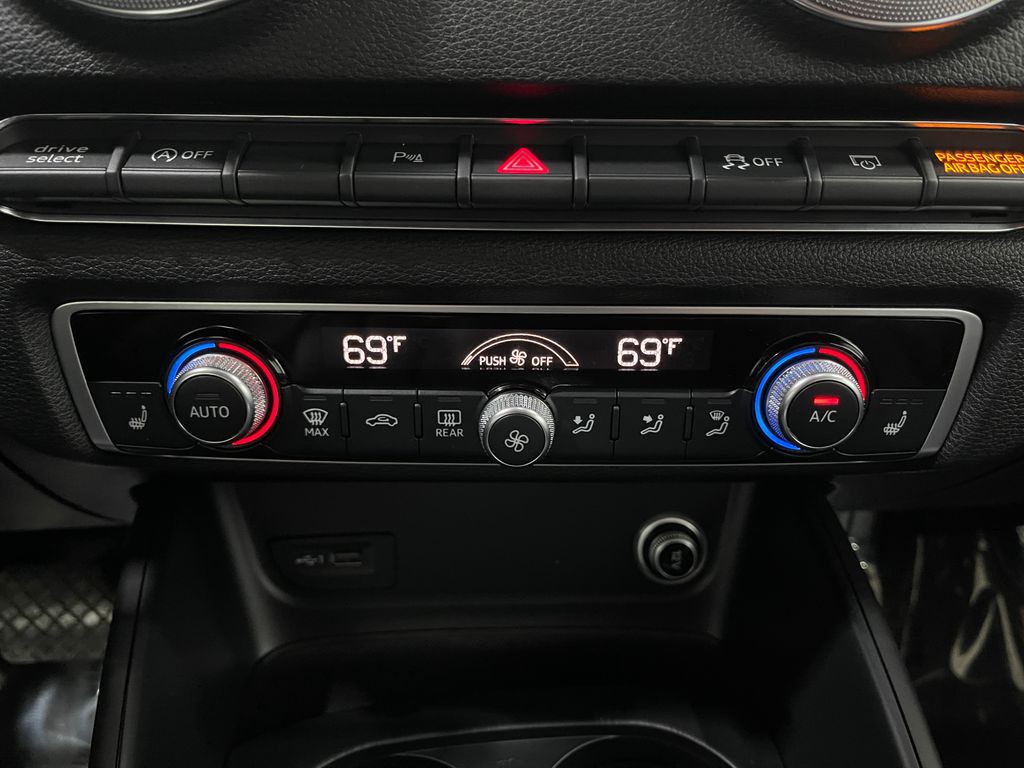 2018 Audi A3 Image 27