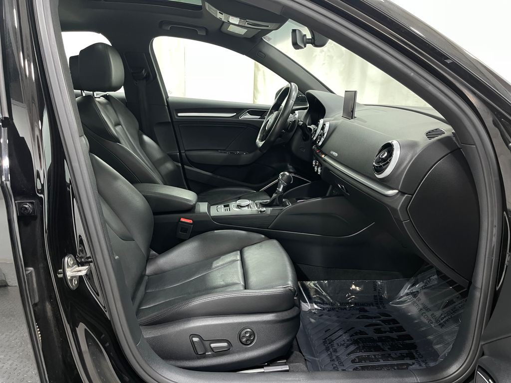 2018 Audi A3 Image 35
