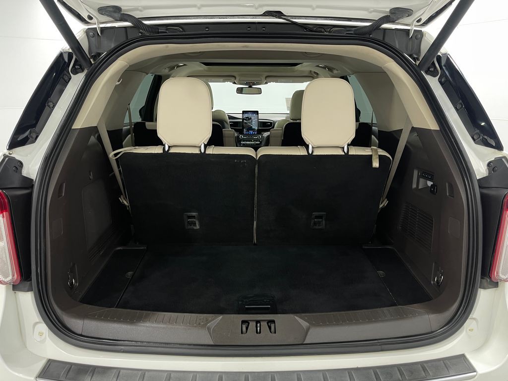 2020 Ford Explorer Image 28
