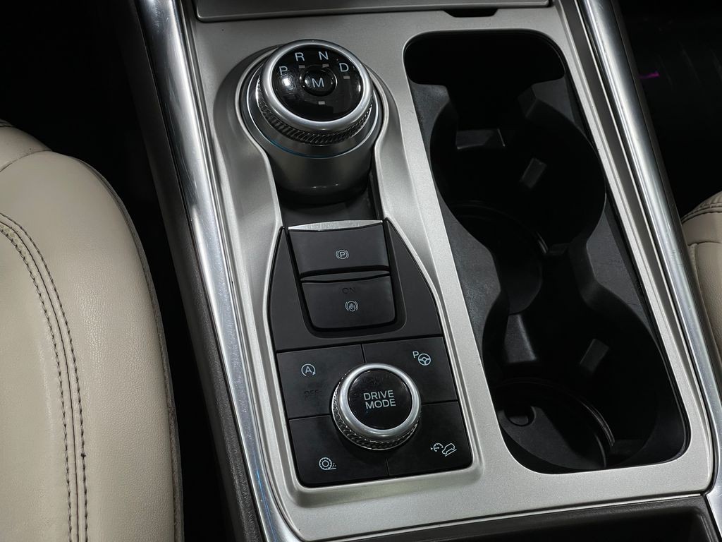 2020 Ford Explorer Image 31