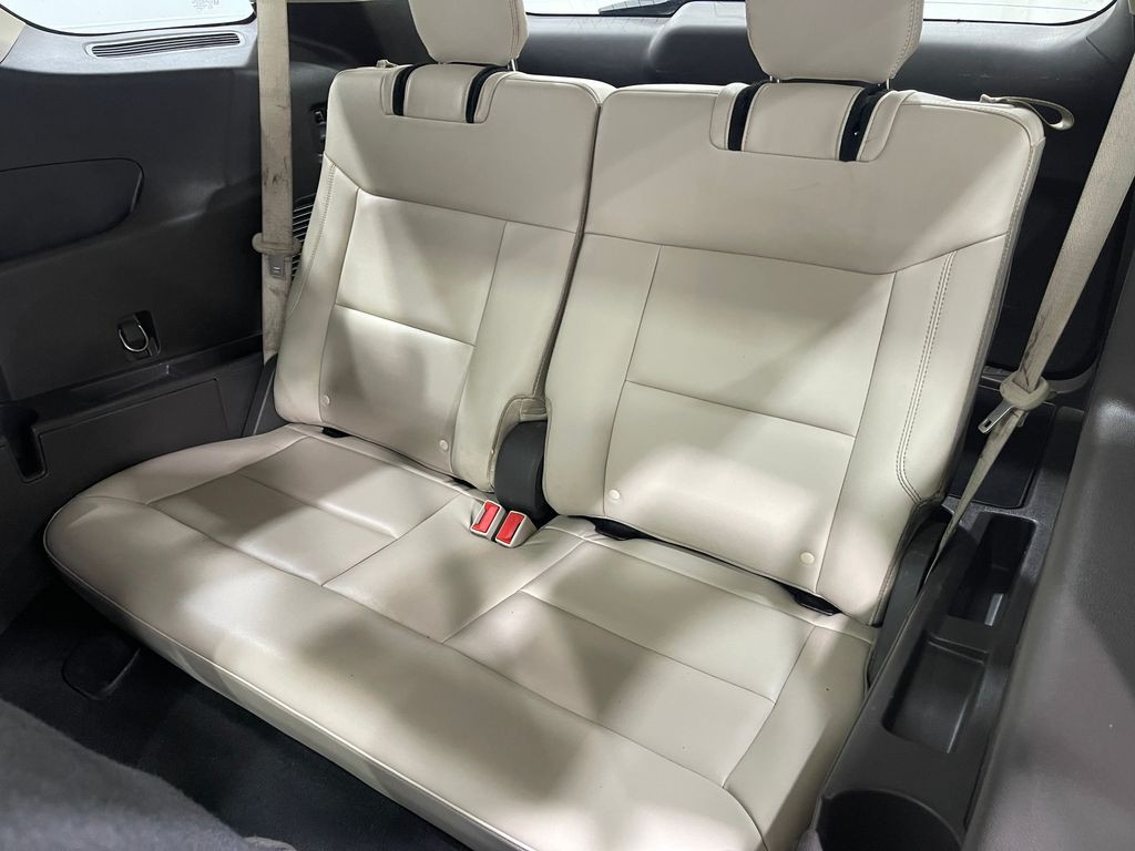 2020 Ford Explorer Image 33