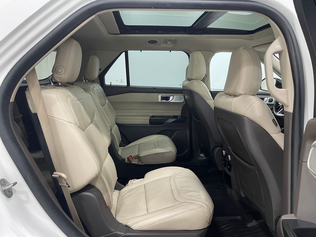 2020 Ford Explorer Image 35