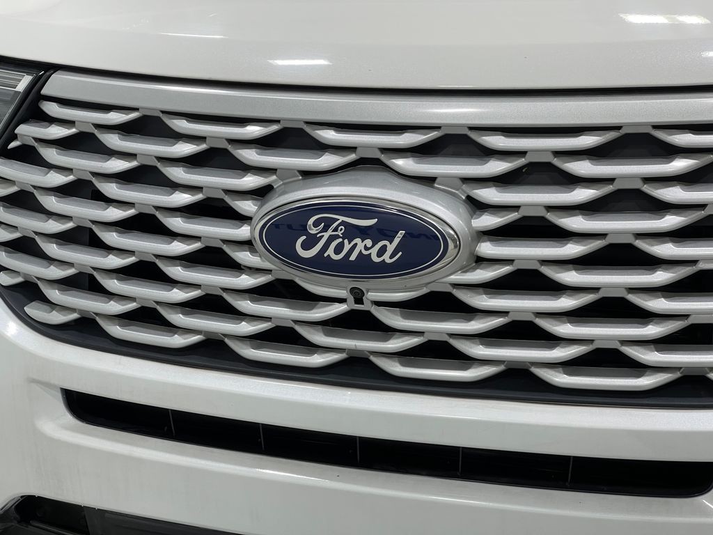 2020 Ford Explorer Image 42