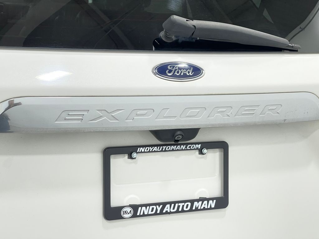 2020 Ford Explorer Image 43