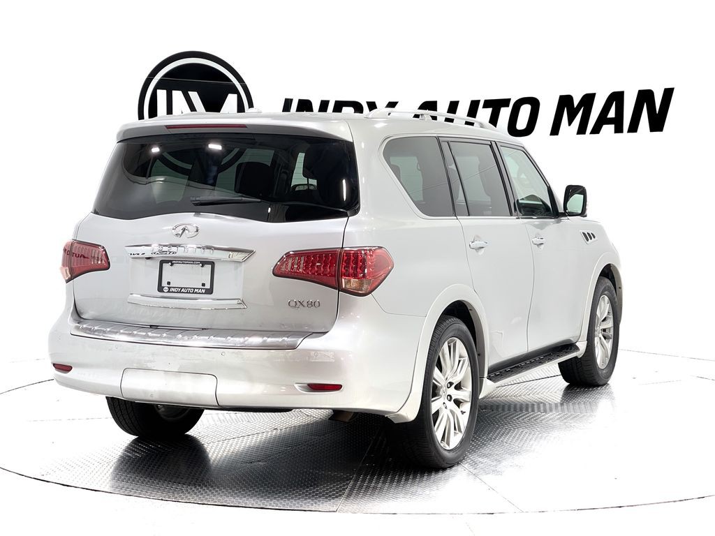 2017 INFINITI QX80 Image 4