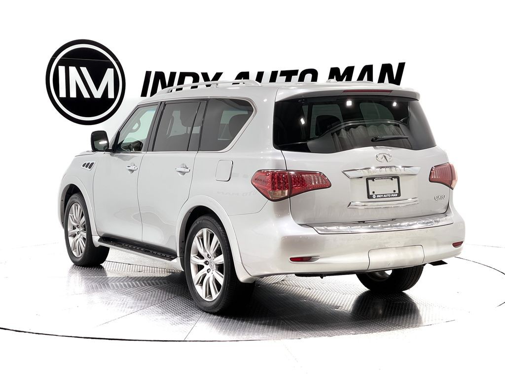 2017 INFINITI QX80 Image 6