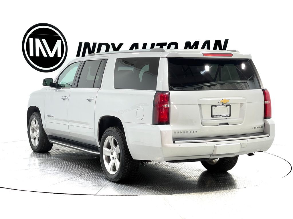 2020 Chevrolet Suburban Image 6