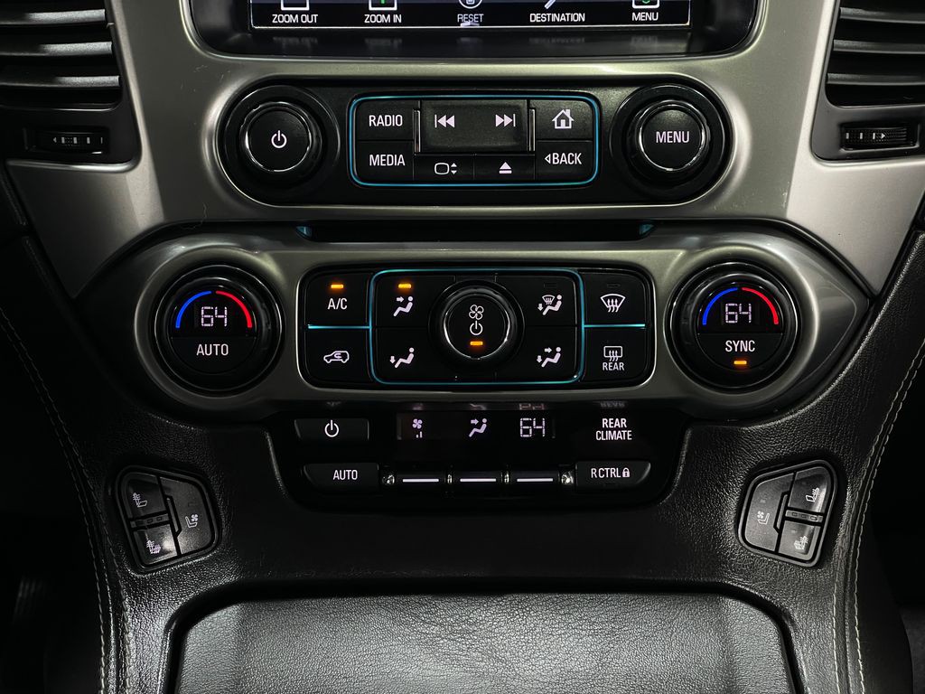 2020 Chevrolet Suburban Image 28