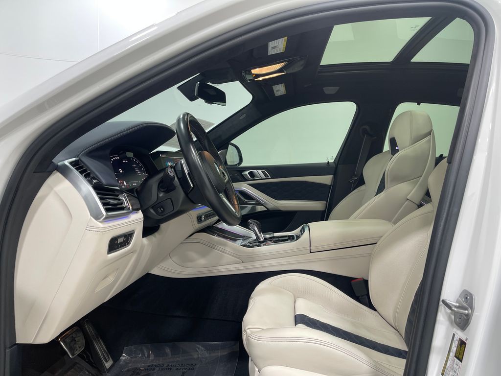 2023 BMW X6 Image 14