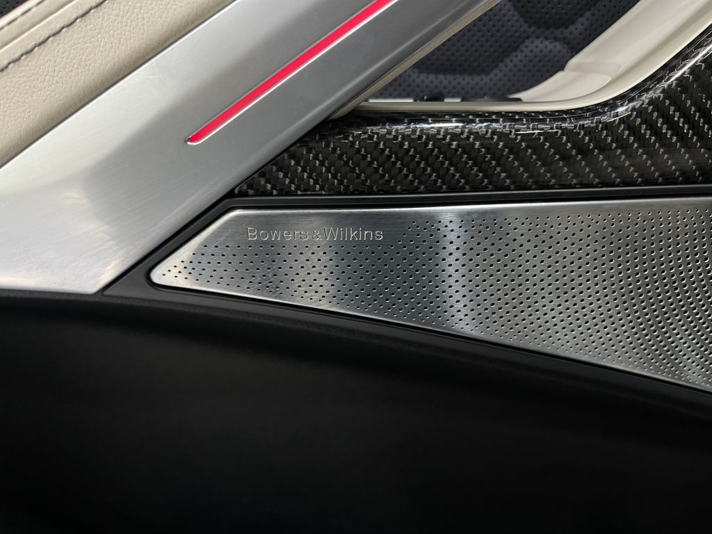 2023 BMW X6 Image 18