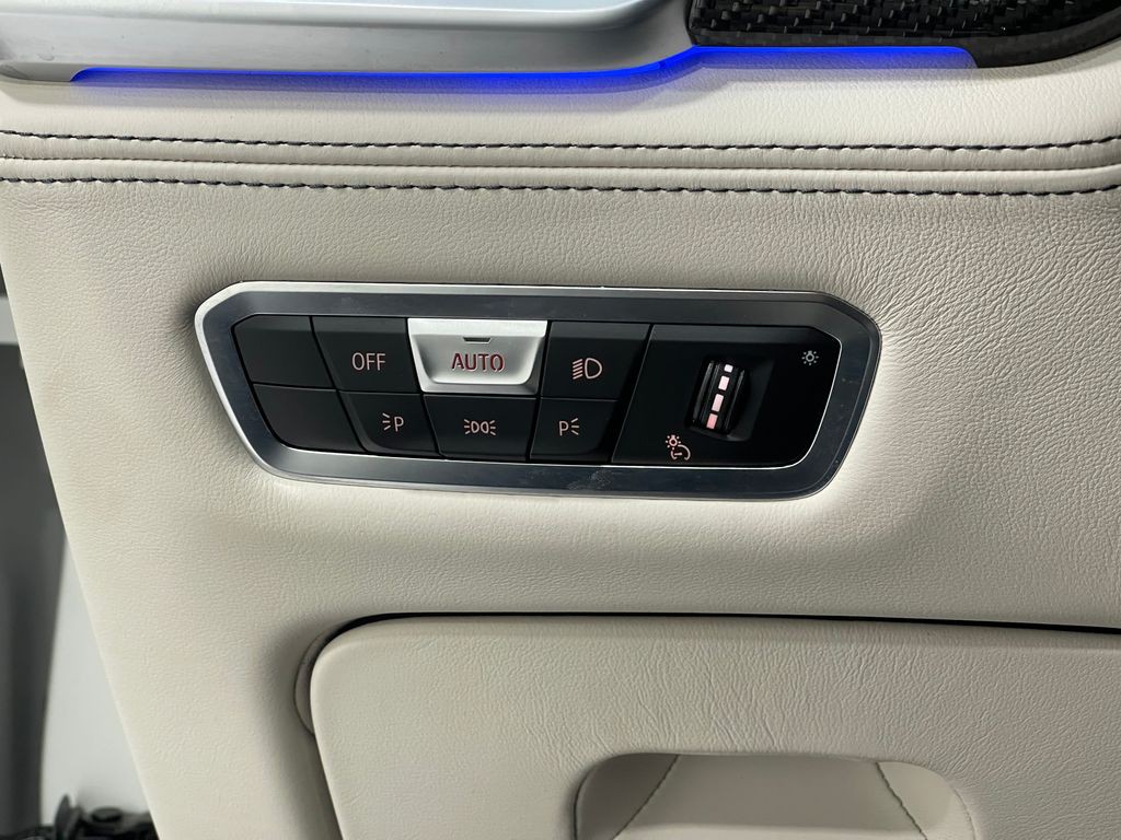 2023 BMW X6 Image 24