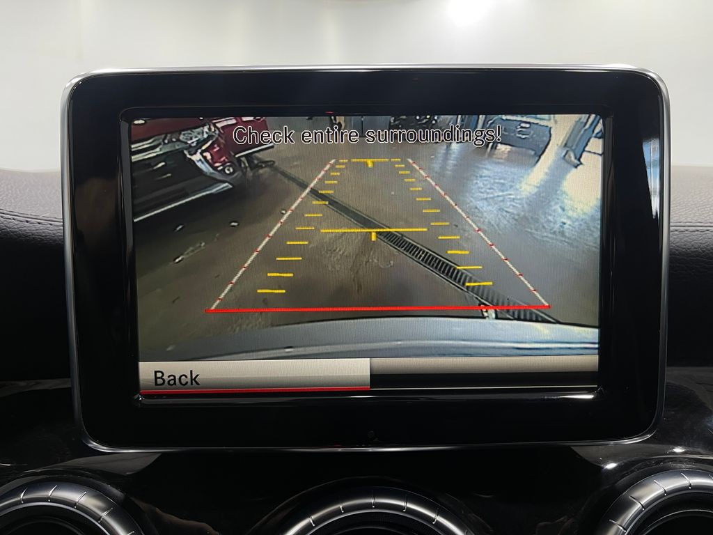 2014 Mercedes-Benz CLA-Class Image 11