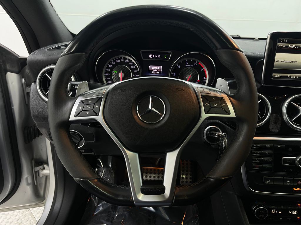 2014 Mercedes-Benz CLA-Class Image 24