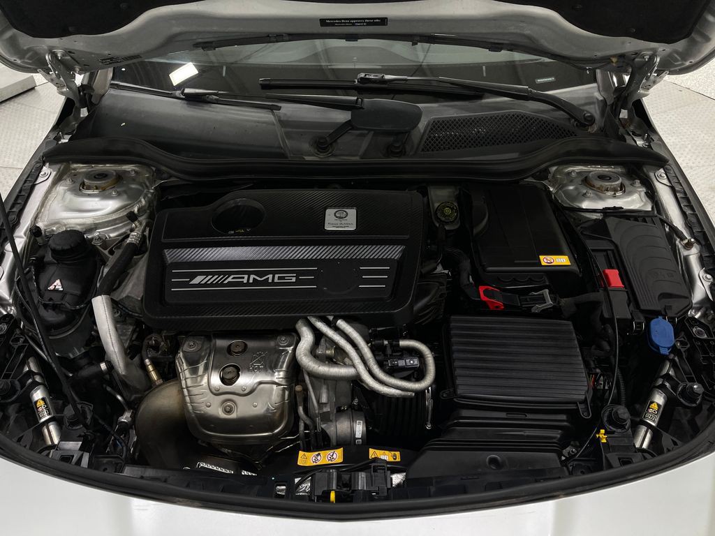 2014 Mercedes-Benz CLA-Class Image 29